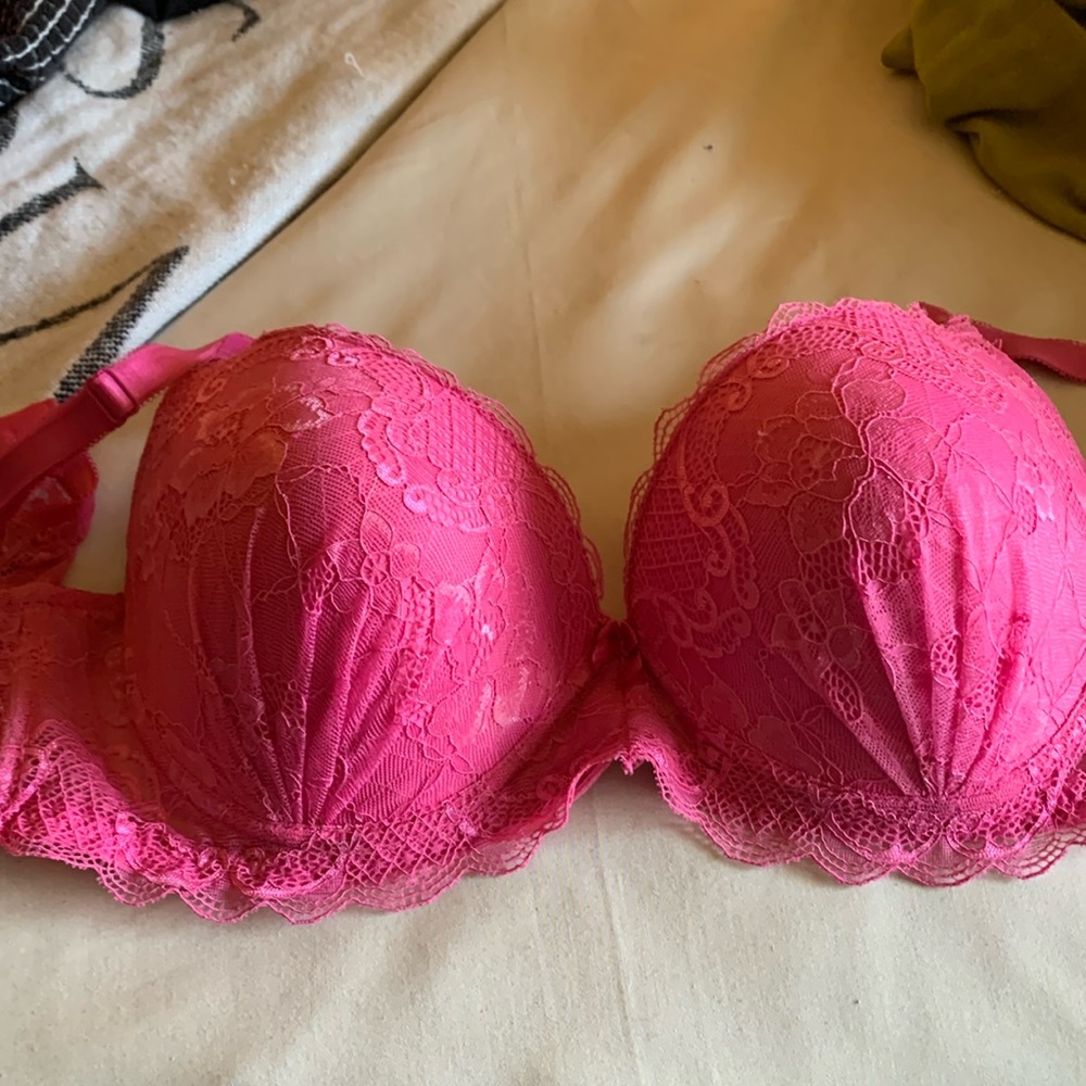 EUC underwire lace pink bra 40D